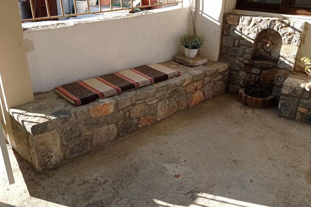 Villatzer - Traditional House With Fireplace And Garden Tzermiadon Exterior photo